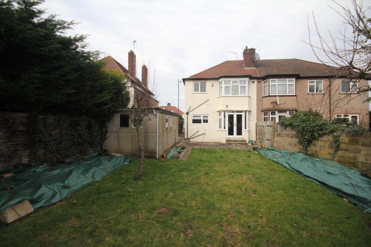 Villa Kenton House Harrow Exterior foto